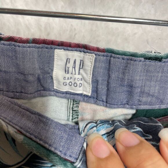 GAP Lived-In Shorts Hawaiian Tropical Floral Print Men’s 36 with 9” Inseam - Picture 6 of 11